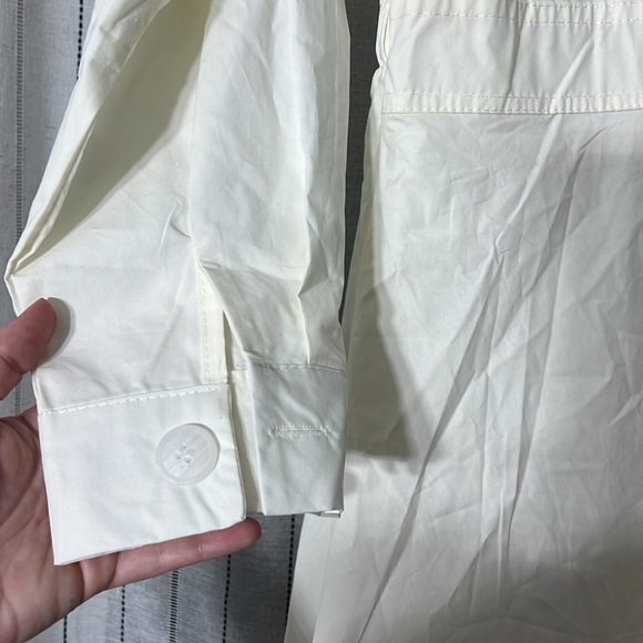 Light dress - Picture 2 of 6